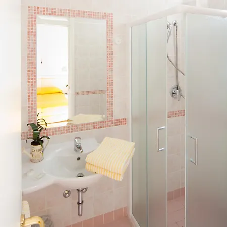 Altair 2* Мизано-Адриатико