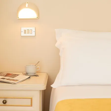 Altair Hotel