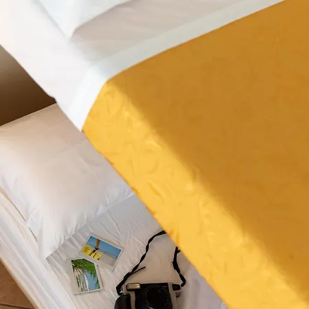 Altair Hotel 2*