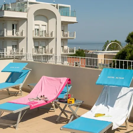 Altair Hotel 2*